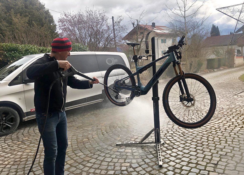 Additive Speedlift LITE – Tragbarer Montageständer für Fahrräder & E-Bikes