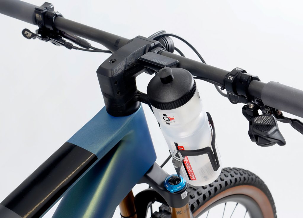 SPACER ONE Cable Trinkflaschenhalter Adapter für Fahrrad Lenker und e Bike